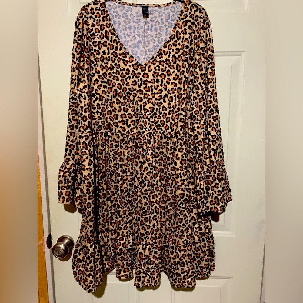 Leopard 1XL Dress, NWOT, P2P 24, Flowy soft material.